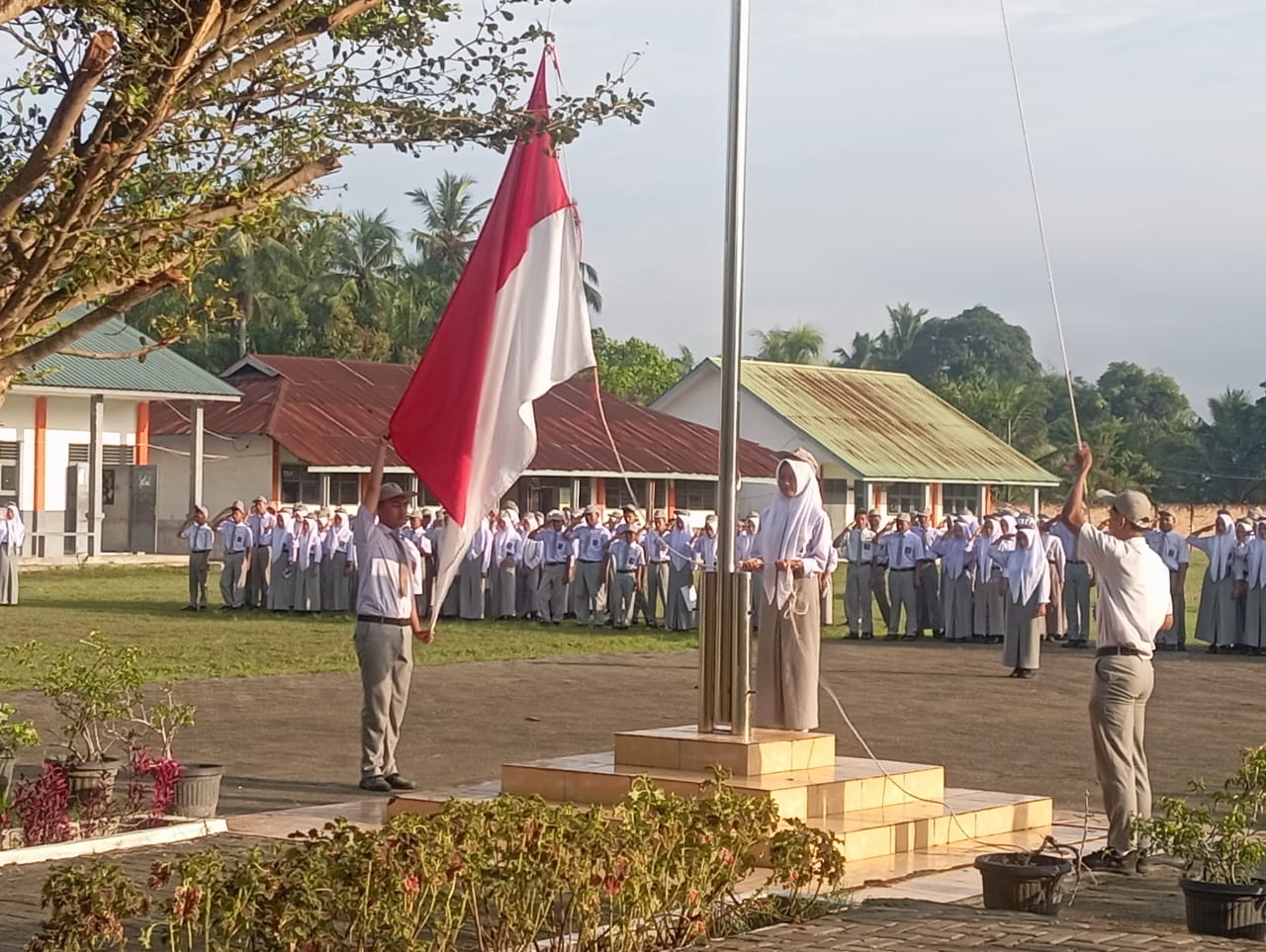 Pengajar Berkompeten